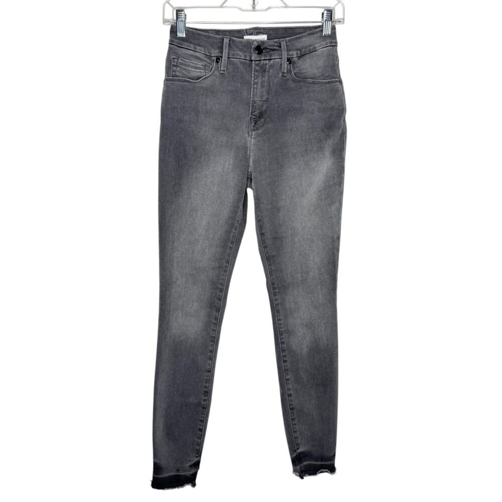 GOOD AMERICAN / grayish black Good Legs raw hem frayed skinny jeans / 26